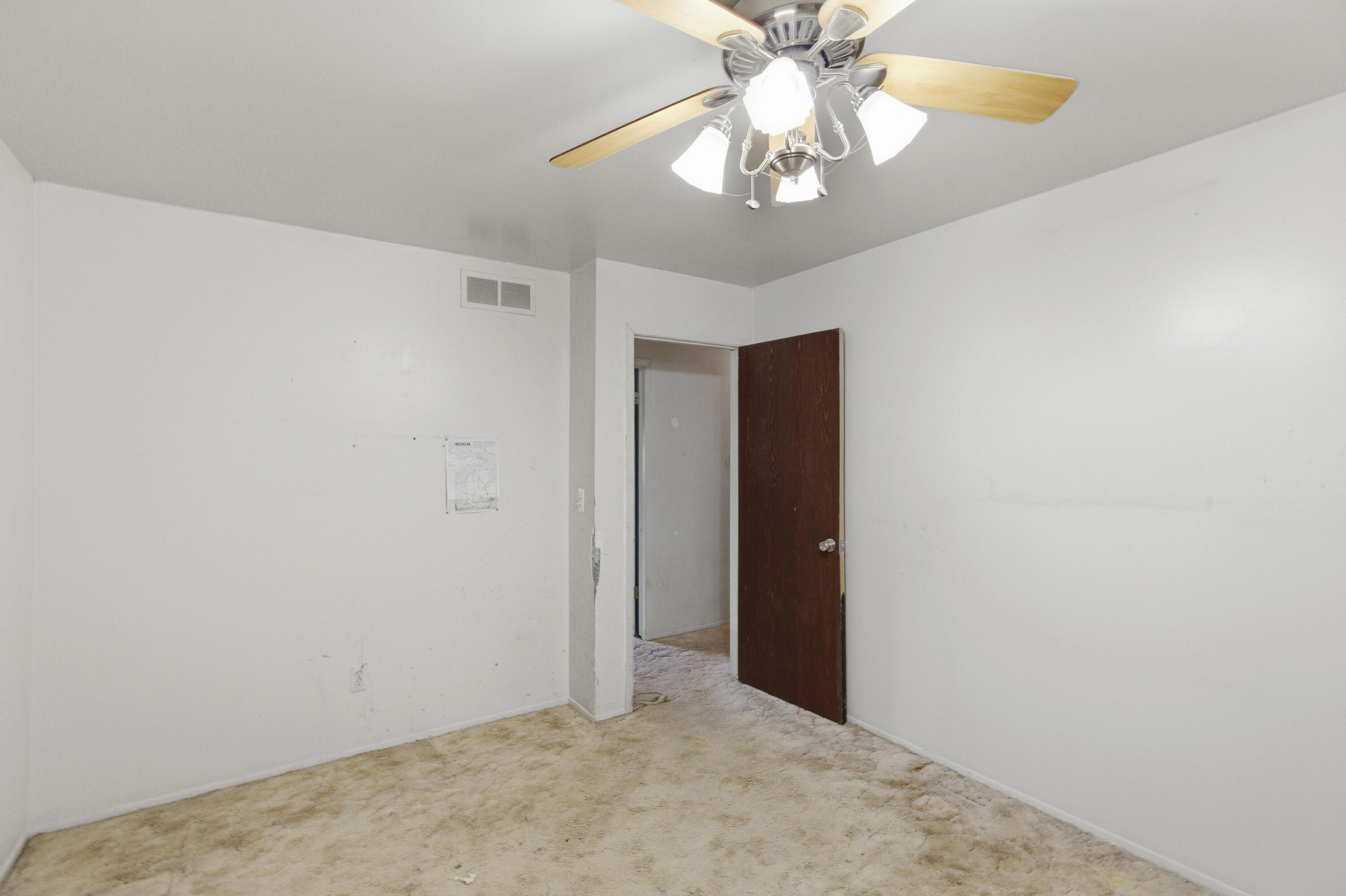 12111 Inkster Road Livonia, MI 48150 - Photo 7 of 25 12