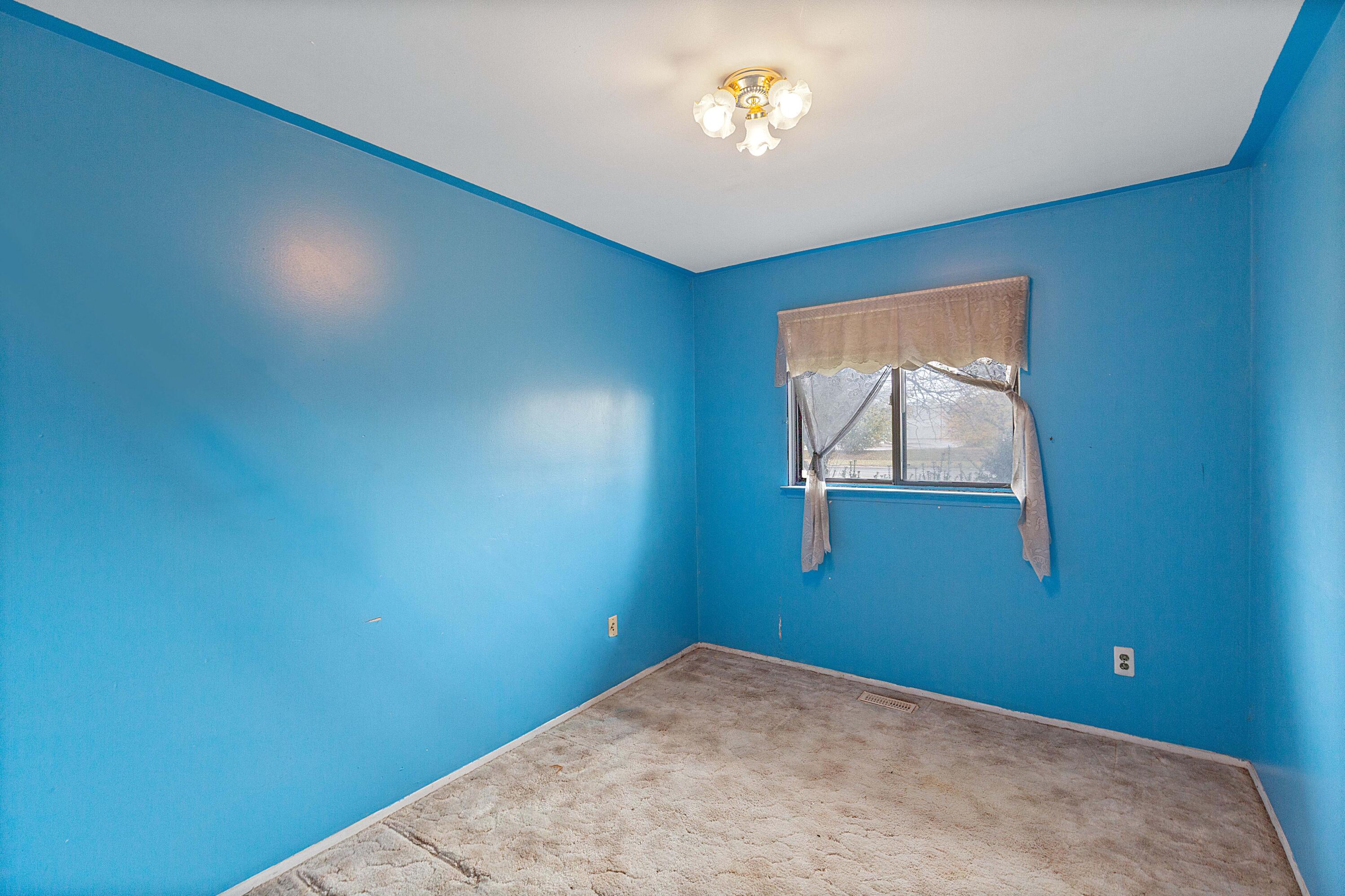 12111 Inkster Road Livonia, MI 48150 - Photo 10 of 25 15