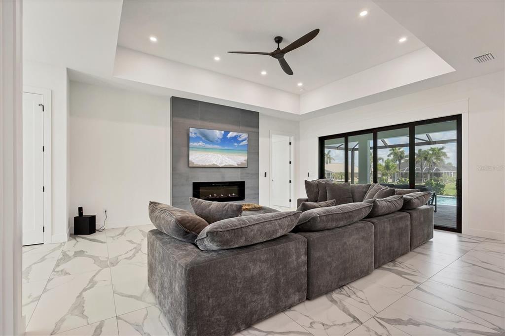 79 Medalist Road Rotonda West, FL 33947 - Photo 7 of 57 Gallery Image 7