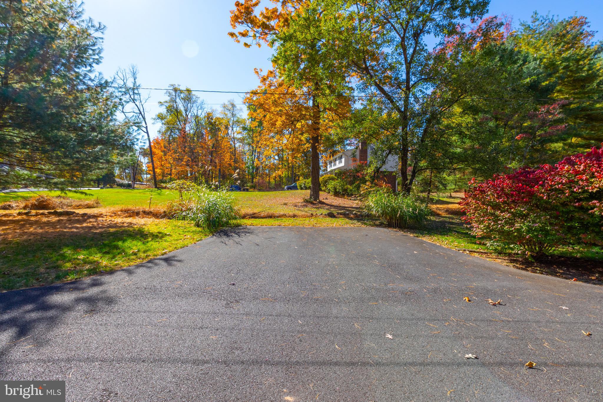 1716 Ziegler Road Pennsburg, PA 18073 - Photo 5 of 81 Gallery Image 5