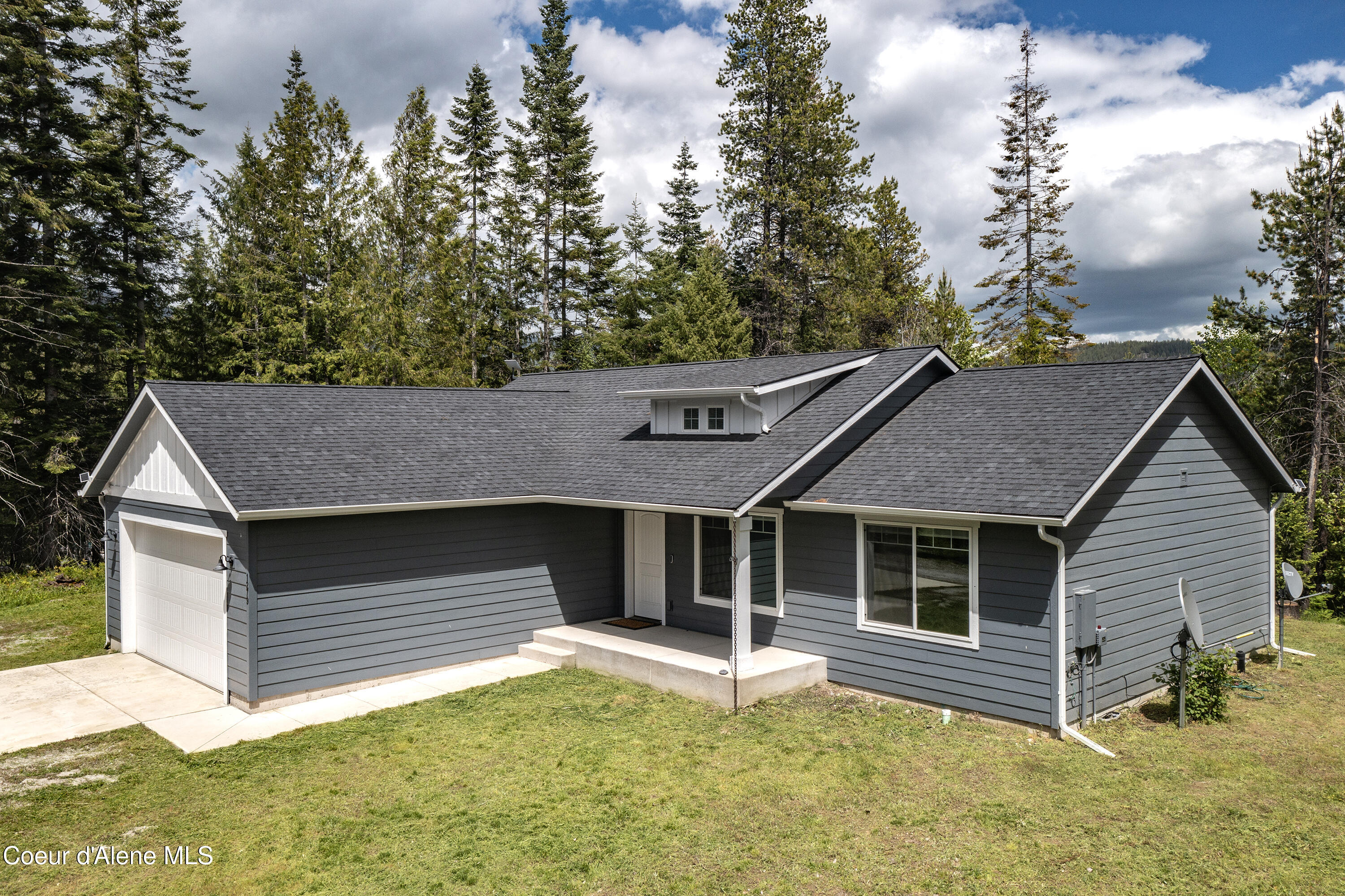 1279 Gypsy Bay Road Sagle, ID 83860 - Photo 38 of 38 Aerial_Front_of_Home
