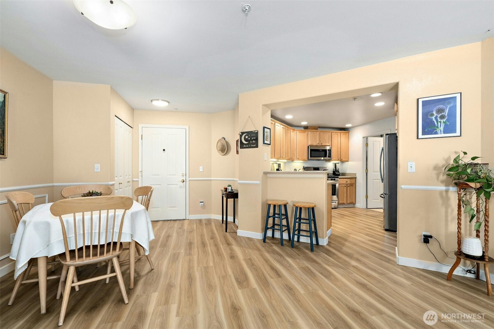 8500 Main Street, Unit F312 Edmonds, WA 98026 - Photo 9 of 32