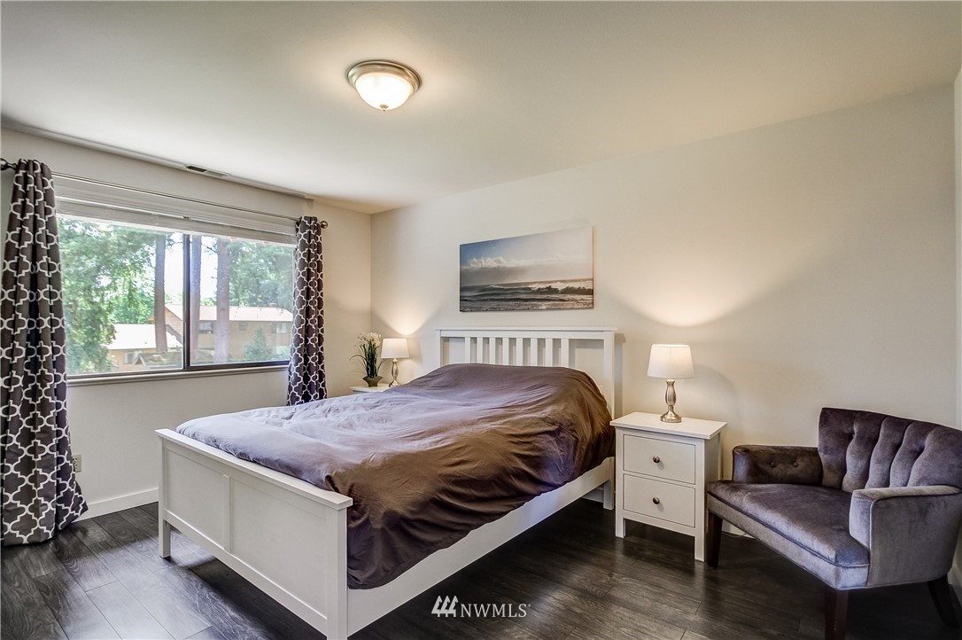 15019 Southeast 138th Place Renton, WA 98059 - Photo 16 of 25 Gallery Image 16