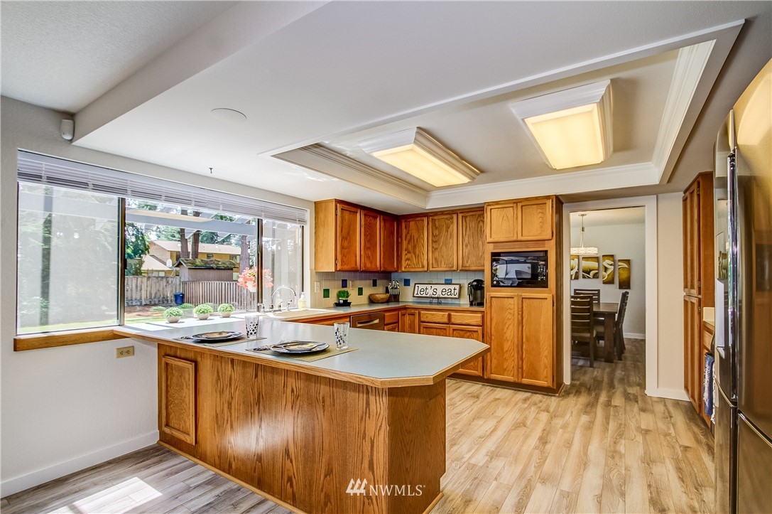 15019 Southeast 138th Place Renton, WA 98059 - Photo 9 of 25 Gallery Image 9