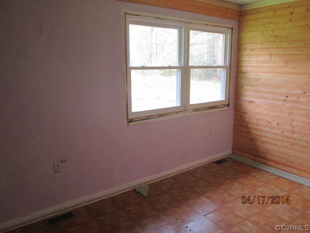 6404 George Town Road Waverly, VA 23890 - Photo 7 of 10 Gallery Image 7