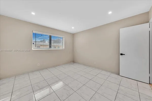 $1,750 | 707 South 19th Avenue, Unit 9, Hollywood, FL 33020