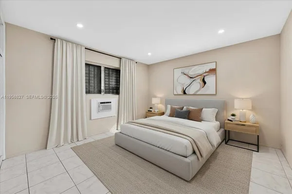 $1,750 | 707 South 19th Avenue, Unit 9, Hollywood, FL 33020