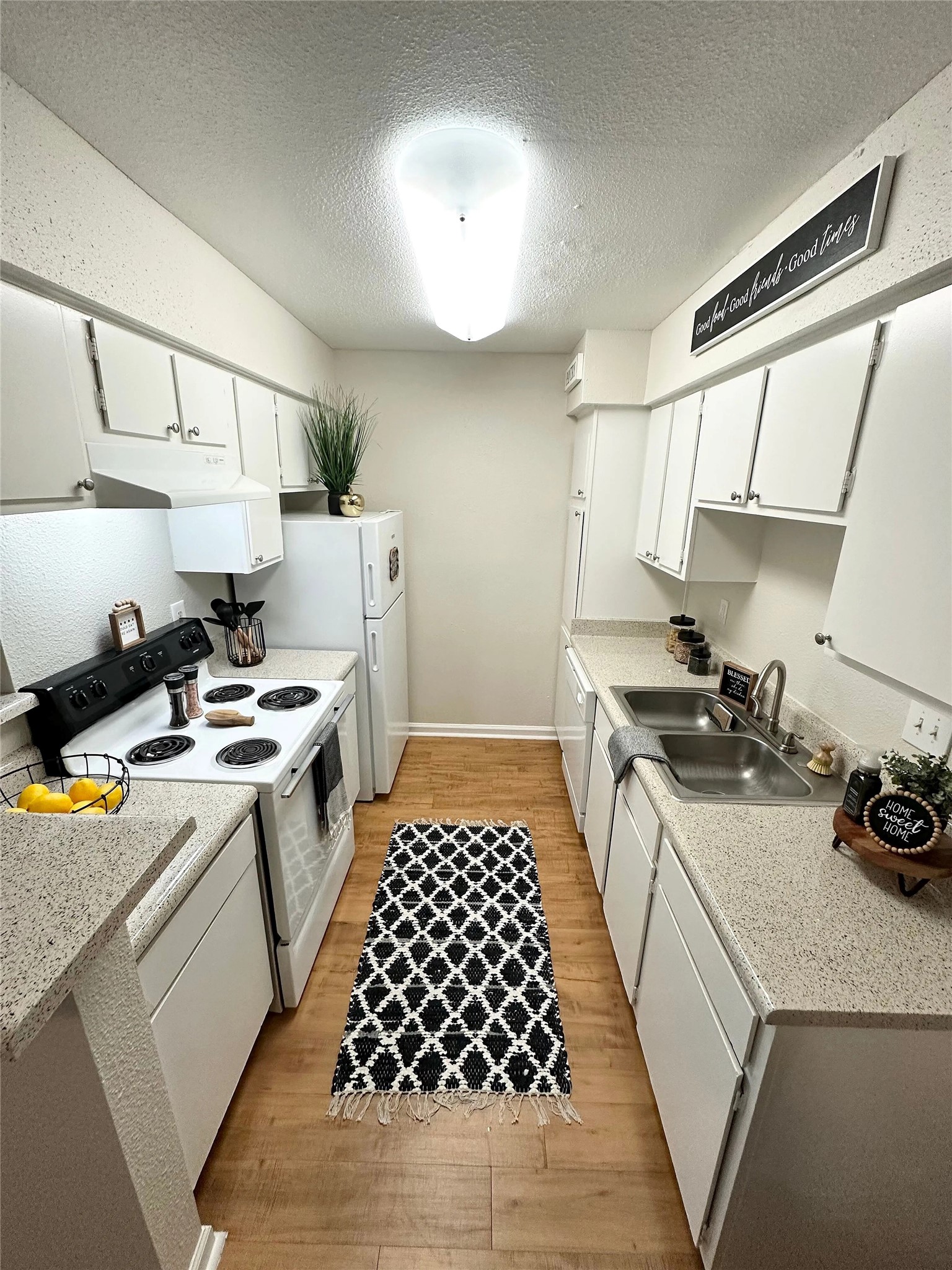 10601 Sabo Road, Unit 30 Houston, TX 77089 - Photo 14 of 32