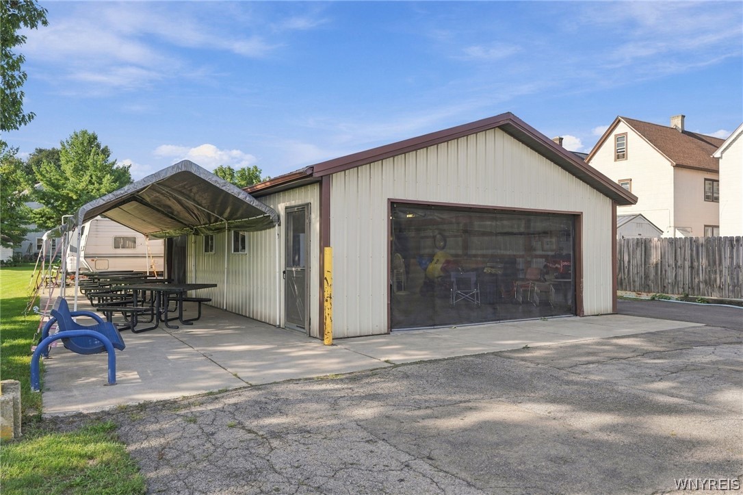 127 Abbott Road Buffalo, NY 14220 - Photo 27 of 36 Gallery Image 27