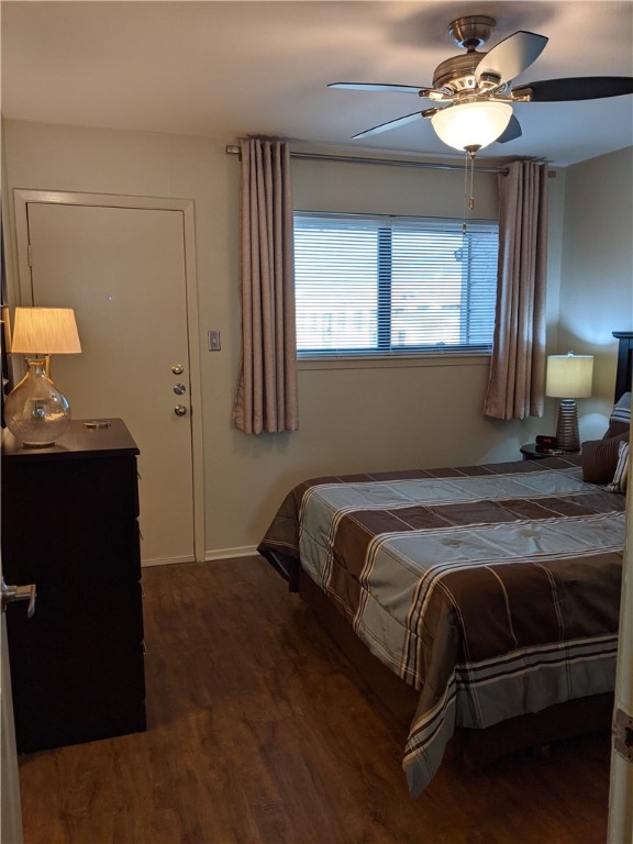 3000 Guadalupe Street, Unit 304 Austin, TX 78705 - Photo 14 of 24 a bedroom with a bed and a window