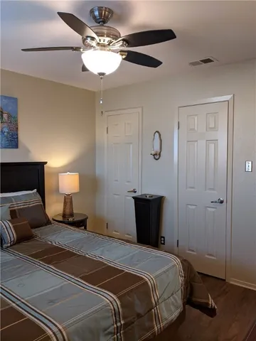 $1,295 | 3000 Guadalupe Street, Unit 304, Austin, TX 78705