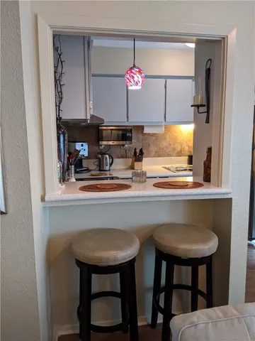 $1,295 | 3000 Guadalupe Street, Unit 304, Austin, TX 78705