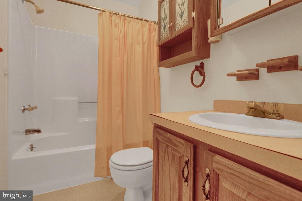 604 Burgners Road Carlisle, PA 17015 - Photo 17 of 25 Gallery Image 17