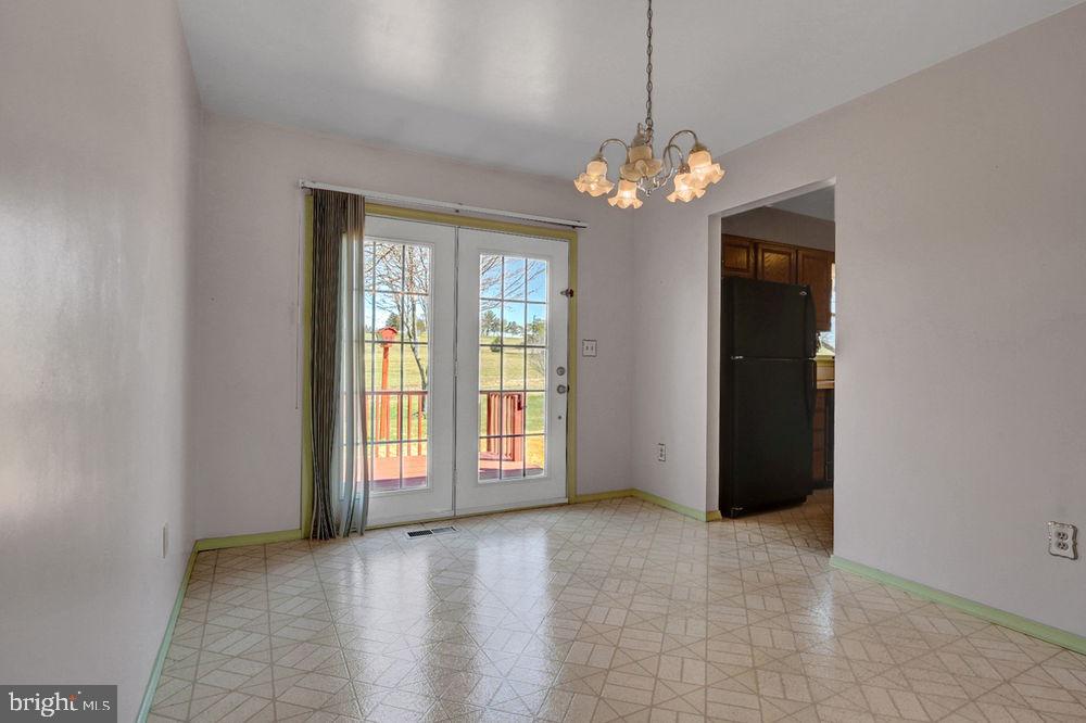 604 Burgners Road Carlisle, PA 17015 - Photo 9 of 25 Gallery Image 9