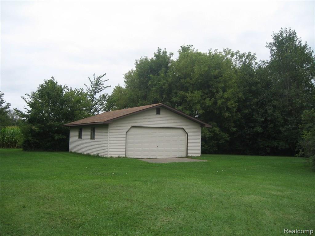 9025 East Potter Road Davison, MI 48423 - Photo 3 of 39 2nd garage