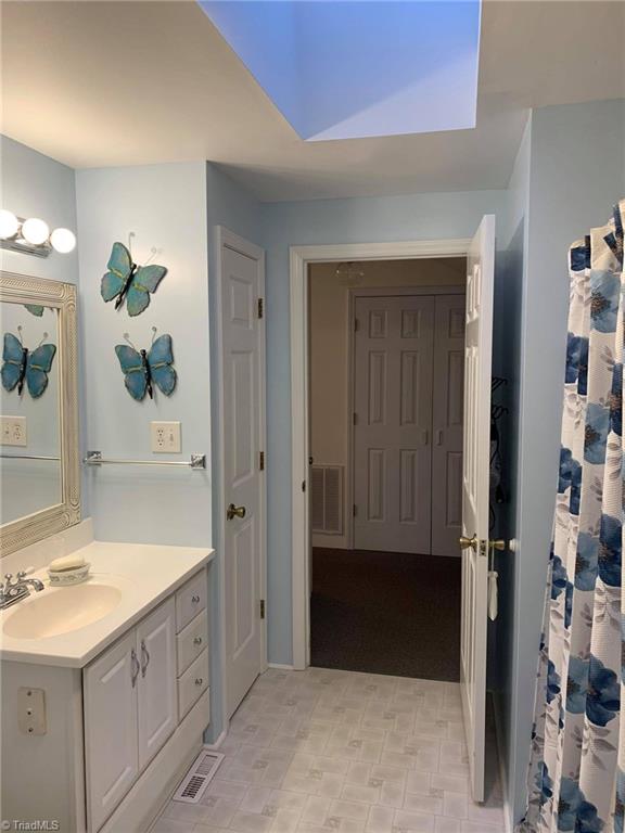 8020 Broad Street Rural Hall, NC 27045 - Photo 12 of 48