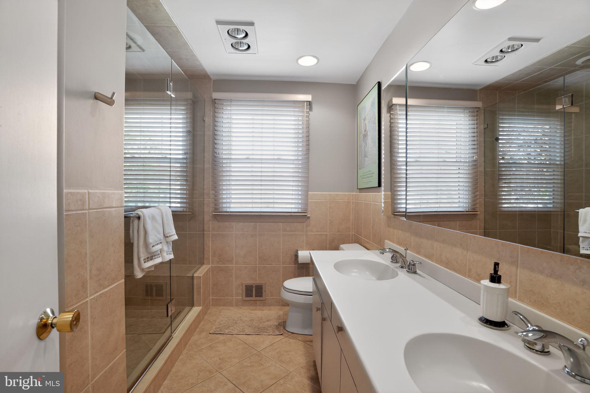 307 Colonial Drive Wallingford, PA 19086 - Photo 20 of 46