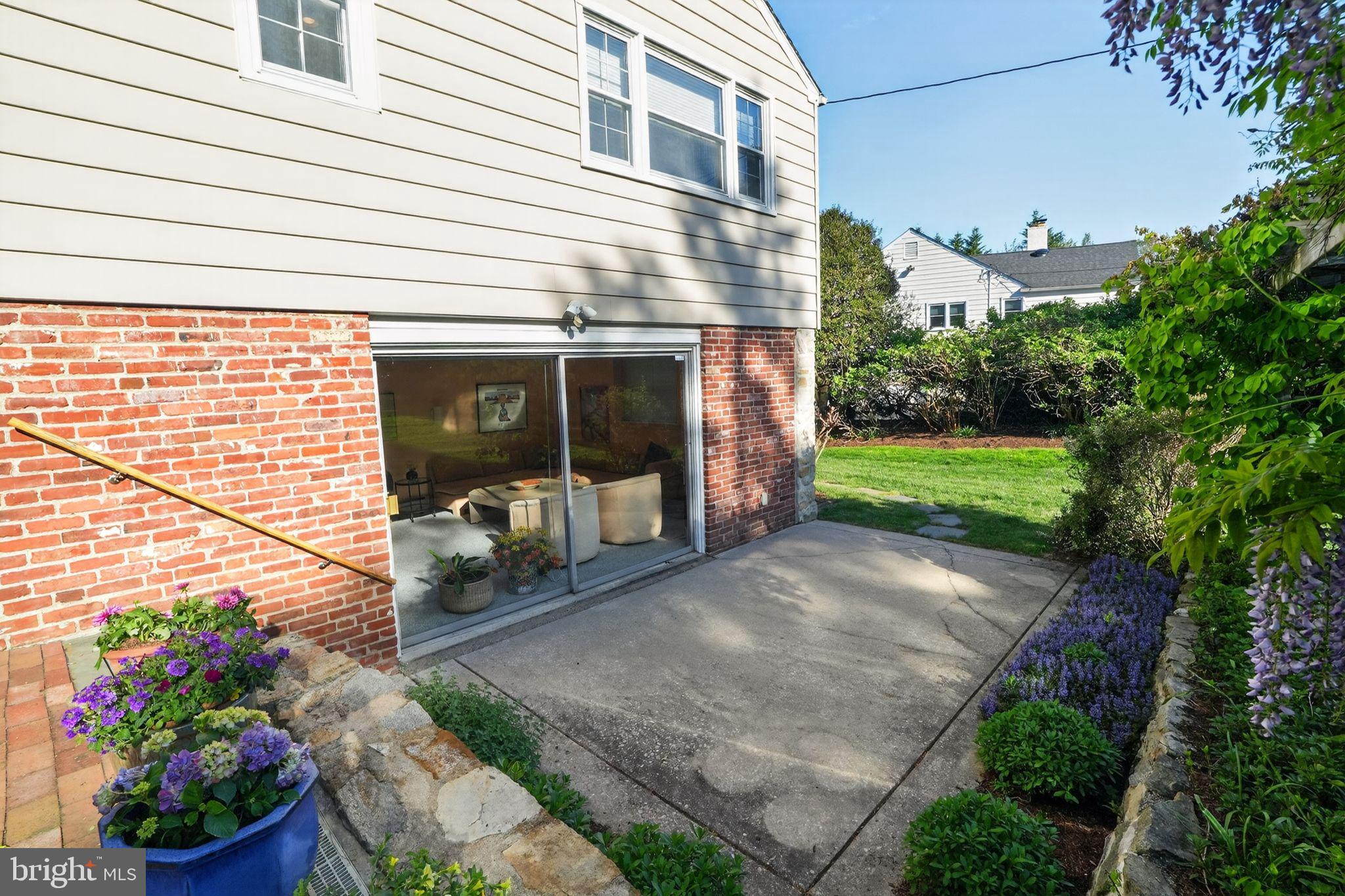 307 Colonial Drive Wallingford, PA 19086 - Photo 33 of 46