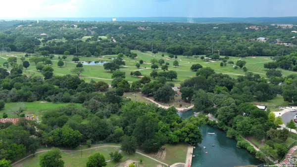 $1,750 | 465 South Guenther Avenue, New Braunfels, TX 78130