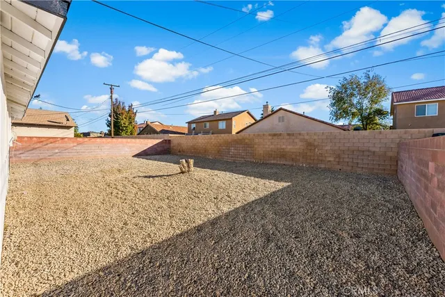 $509,999 | 638 West Avenue H, Lancaster, CA 93534