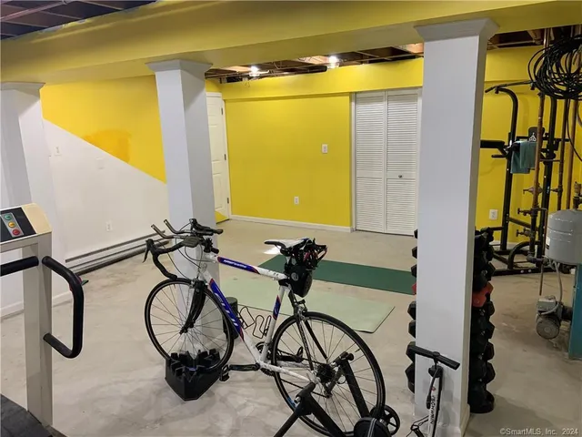 $6,800 | 9 Beech Street, Farmington, CT 06032