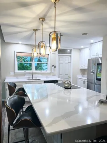 $6,800 | 9 Beech Street, Farmington, CT 06032