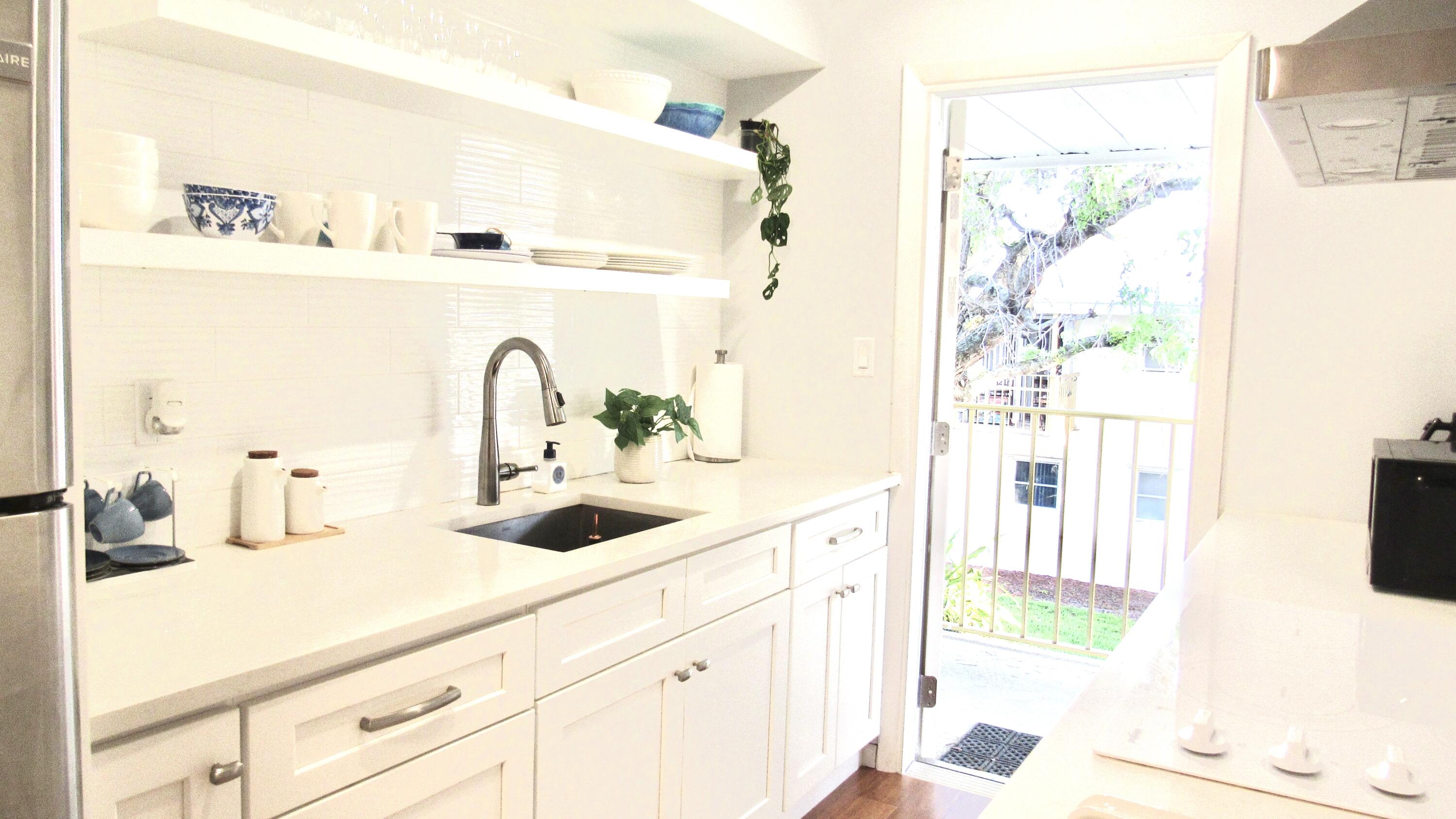 11 Southwest 4th Avenue, Unit 8 Boca Raton, FL 33432 - Photo 13 of 18 IMG_1705