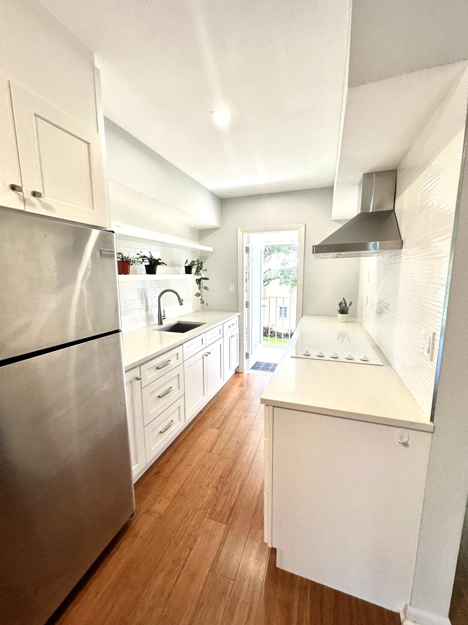 11 Southwest 4th Avenue, Unit 8 Boca Raton, FL 33432 - Photo 2 of 18 IMG_0301