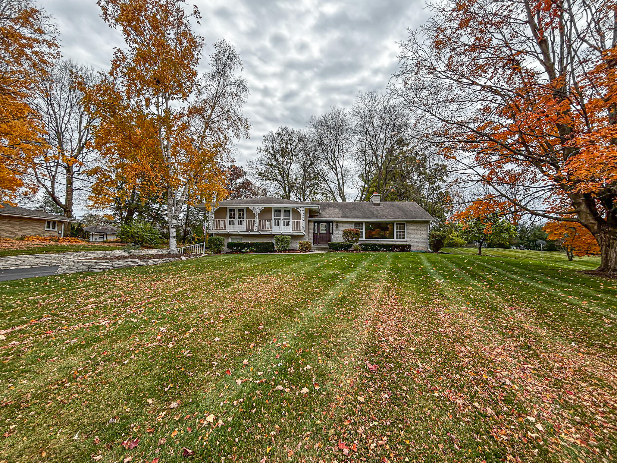 18205 Redvere Drive Brookfield, WI 53045 - Photo 2 of 34 Exterior