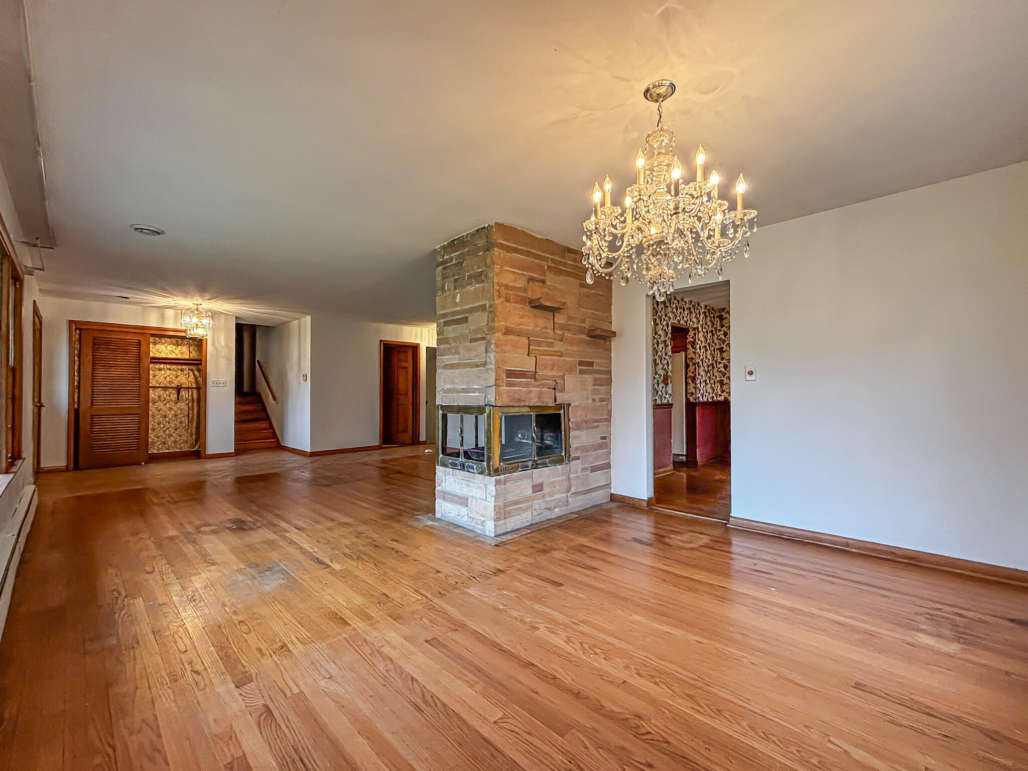 18205 Redvere Drive Brookfield, WI 53045 - Photo 7 of 34 Great Room/Dining Room