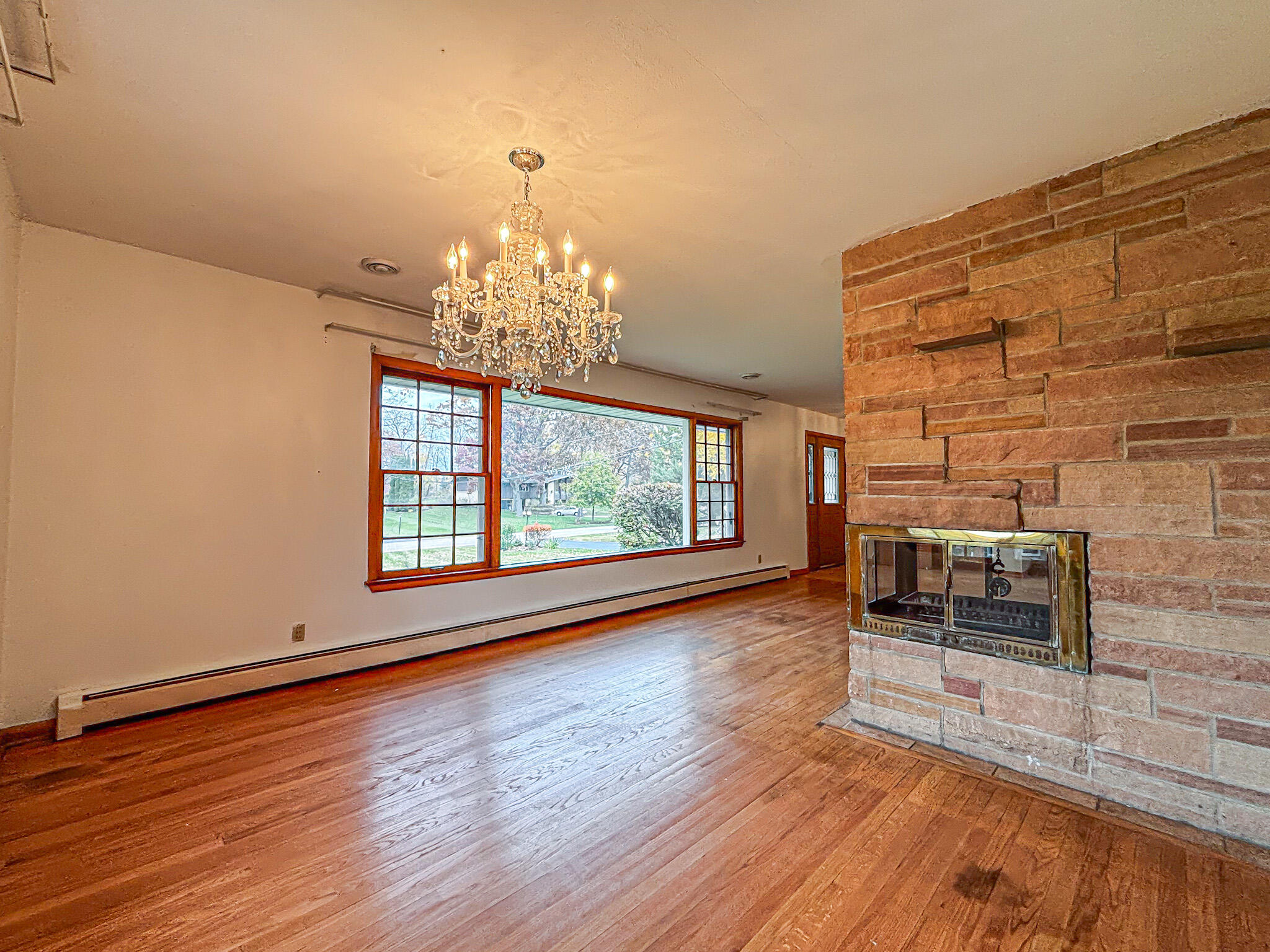 18205 Redvere Drive Brookfield, WI 53045 - Photo 8 of 34 Dining Room