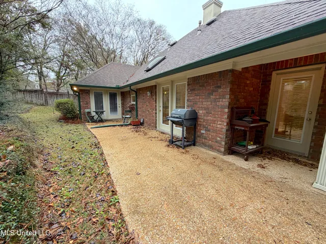 $2,350 | 28 Moss Woods Cove, Madison, MS 39110