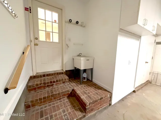 $2,350 | 28 Moss Woods Cove, Madison, MS 39110