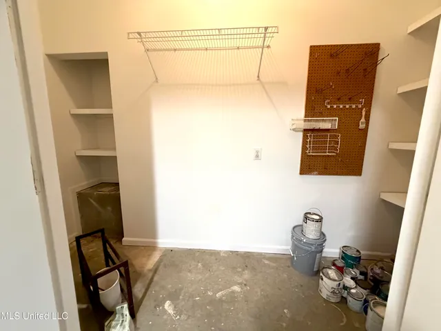 $2,350 | 28 Moss Woods Cove, Madison, MS 39110