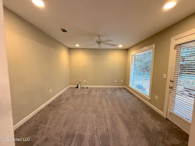 $2,350 | 28 Moss Woods Cove, Madison, MS 39110