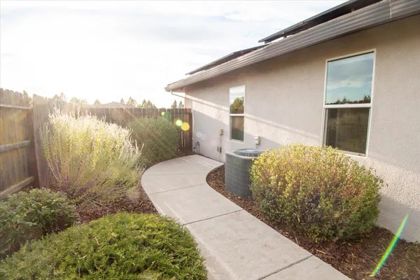 $698,000 | 2043 Thomas Drive, Jackson, CA 95642