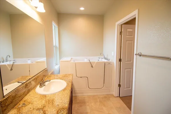 $698,000 | 2043 Thomas Drive, Jackson, CA 95642
