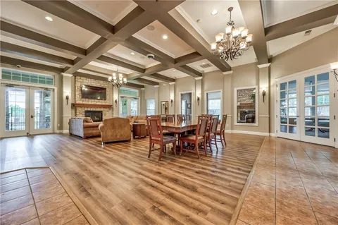 $355,000 | 16164 Linden Street, Overland Park, KS 66085