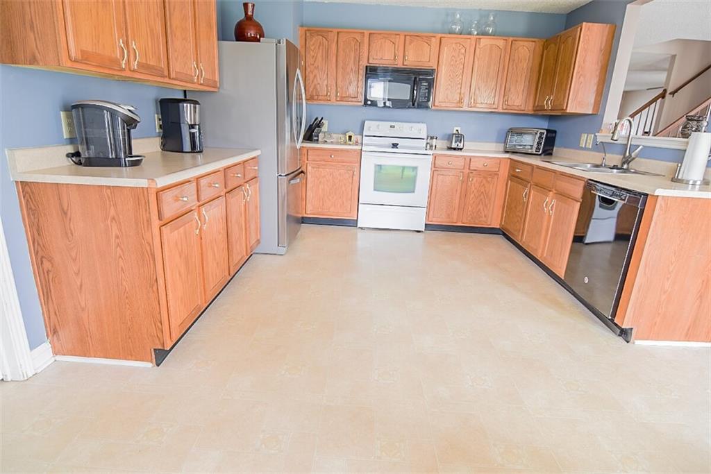 8085 South Lodge Lane Pendleton, IN 46064 - Photo 8 of 22 Gallery Image 8