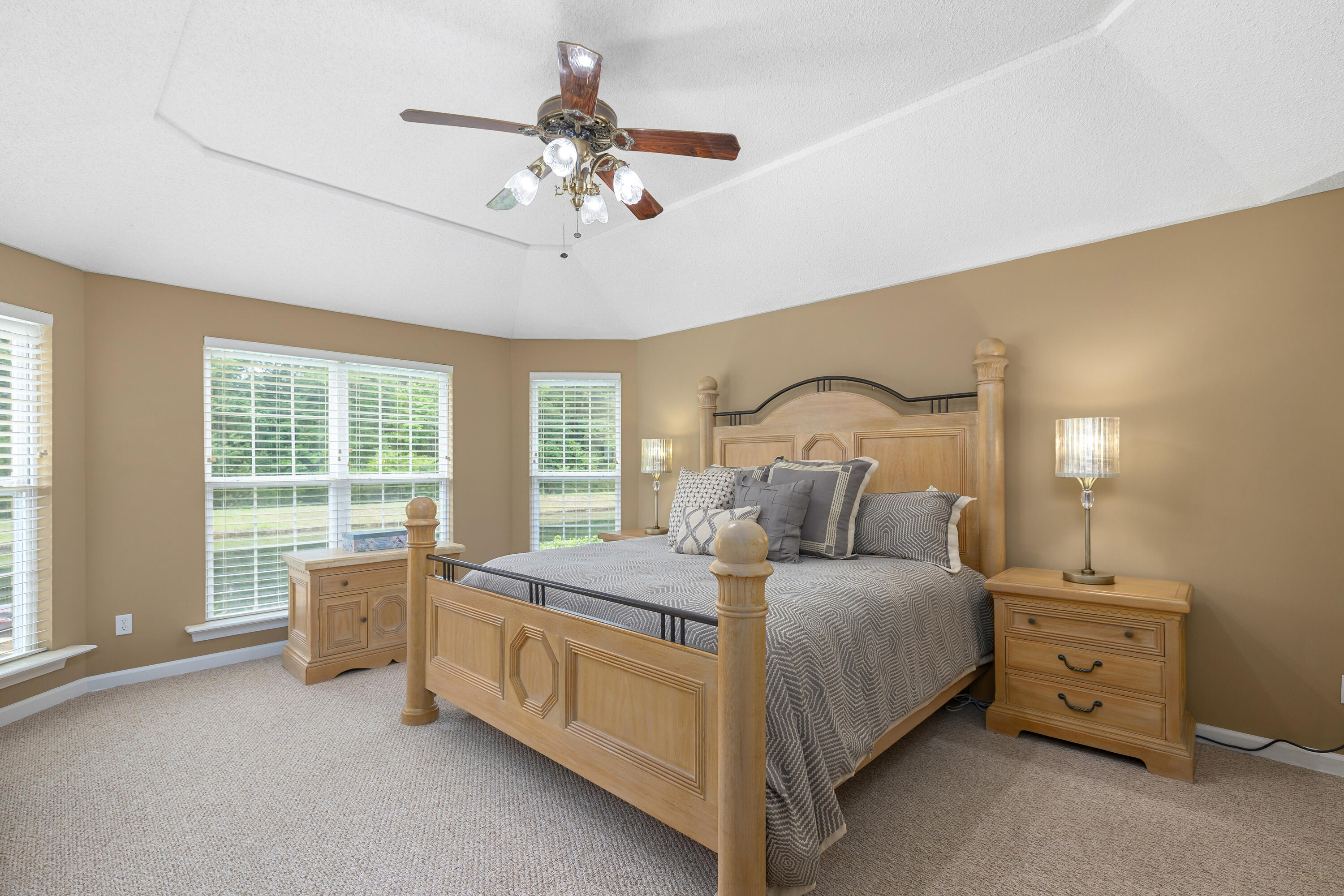 85 Ridge Lake Drive Manning, SC 29102 - Photo 32 of 62 OWNER'S SUITE