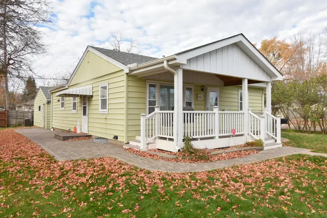 $379,900 | 4651 Colorado Avenue North, Crystal, MN 55422