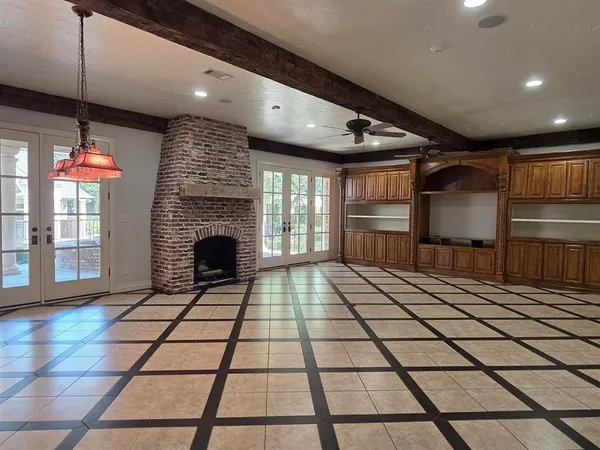 $850,000 | 7840 Halliday Street, Beaumont, TX 77706