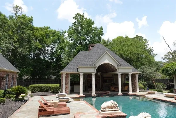 $850,000 | 7840 Halliday Street, Beaumont, TX 77706