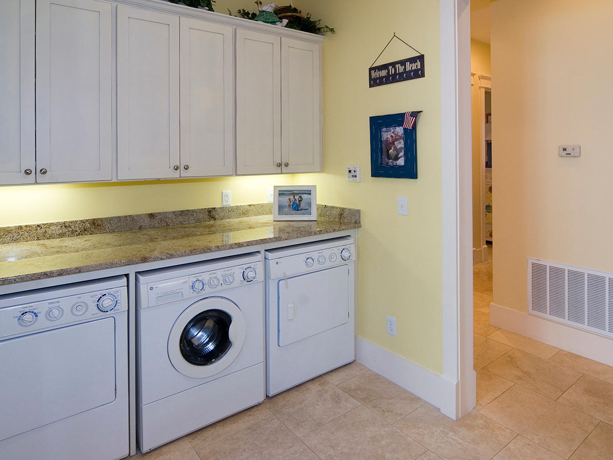288 Blue Mountain Beach Road Santa Rosa Beach, FL 32459 - Photo 20 of 28 a utility room with dryer and washer