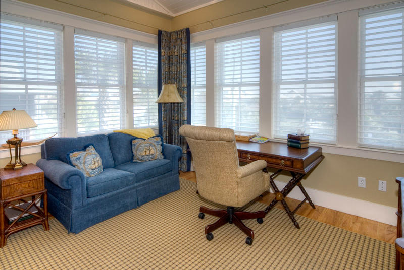 288 Blue Mountain Beach Road Santa Rosa Beach, FL 32459 - Photo 25 of 28 a living room with furniture and a window