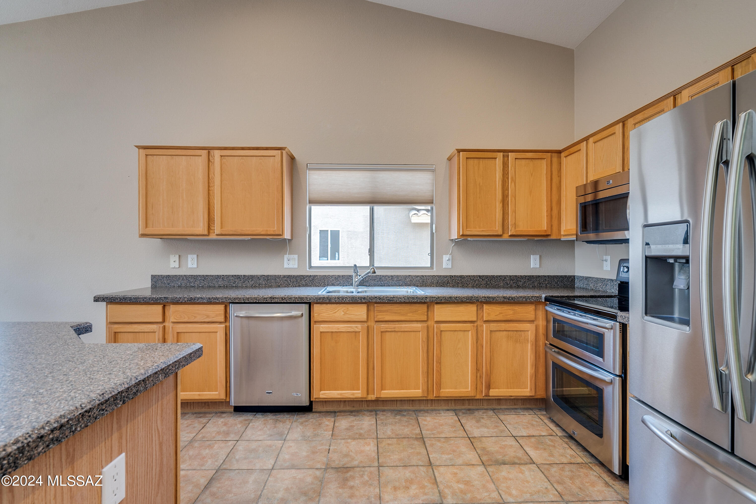 1780 East Redstart Road Green Valley, AZ 85614 - Photo 18 of 49