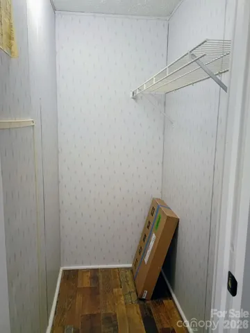 a view of utility room