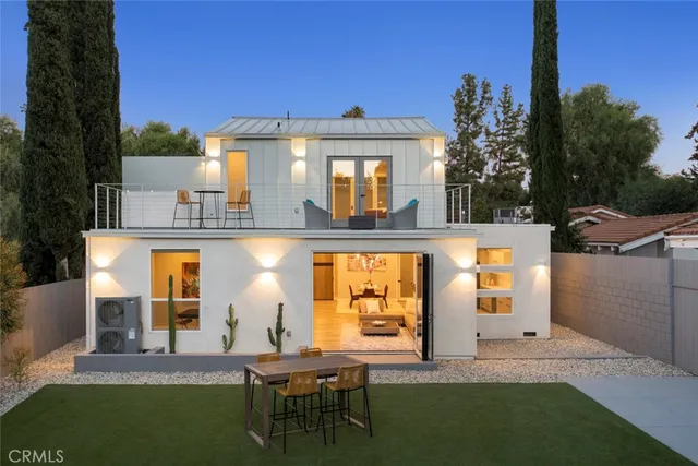 $1,545,000 | 4731 Topanga Canyon Boulevard, Woodland Hills, CA 91364