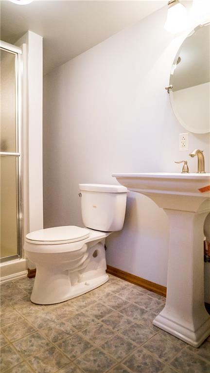 341 Overbrook Road Valencia, PA 16059 - Photo 18 of 25 Gallery Image 18