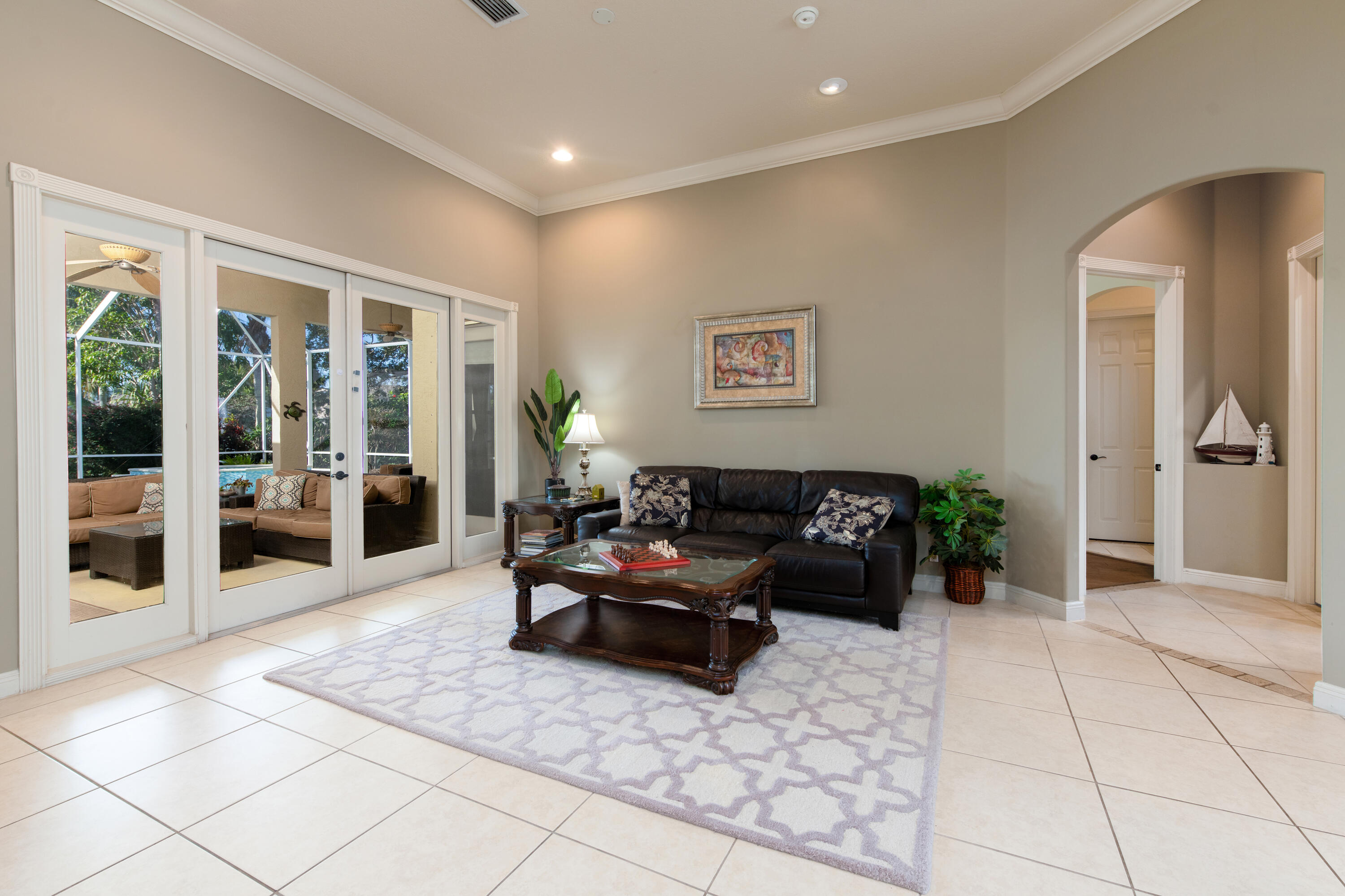 18640 Southeast River Ridge Road Jupiter, FL 33469 - Photo 14 of 65 Living Room 3